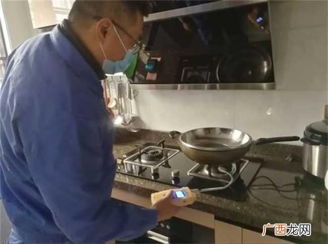 燃气器具勤检查 使用8年需更换