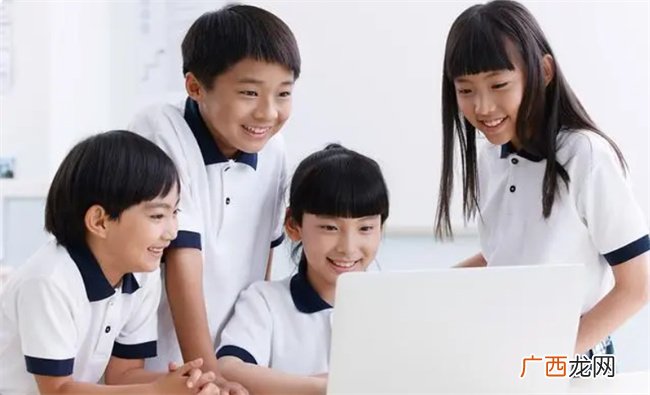 鼓励孩子和伙伴一起学习 更易进入学习状态有利提高学习效率