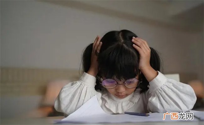 孩子一遇考试就紧张 专家支招：教孩子做好这3点轻松应对大考