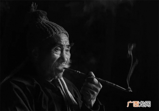 命理学中导致命主终身有损成为无用之人的特点有哪些