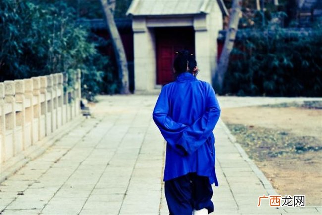 命理学中富贵达到极限与寒蹇一生的命造都有哪些特点