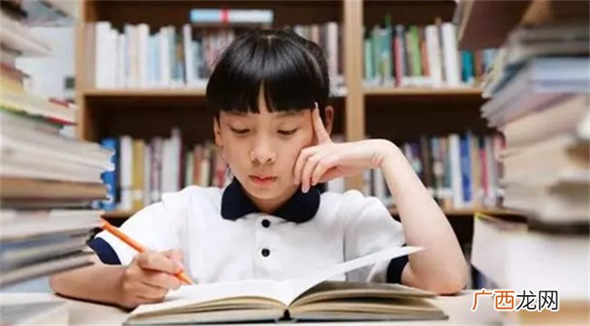 ?学生不愿意上学怎么开导 如何开导一个厌学的孩子
