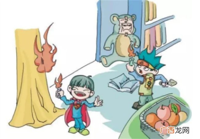 孩子喜欢玩火怎么引导 孩子爱玩火是什么心理