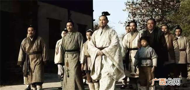 复辟是什么意思 复辟一词的含义