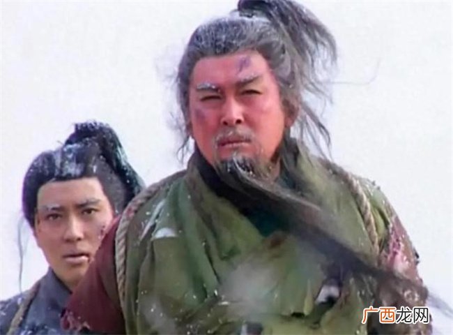 此人生擒关羽 射伤黄忠 他的武功算是几流 最终结局如何