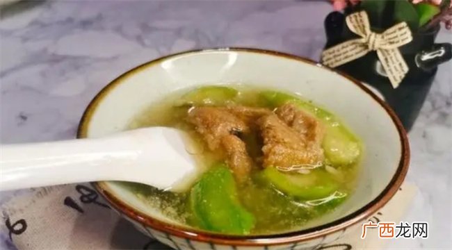 猪肝和丝瓜炖汤更营养 分享做法 营养丰富 家人爱喝