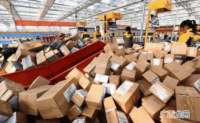 ?我国快递年业务量首次突破1200亿件 释放了哪些信号