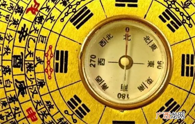 命理学中冬季出生的八字格局该如何分析命主的吉凶祸福