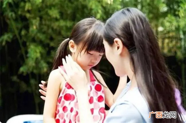 一个孩子最大的心酸 不是单亲 不是打骂 而是12岁前