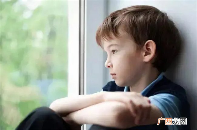 一个孩子最大的心酸 不是单亲 不是打骂 而是12岁前