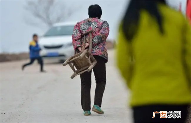 解析命理学中导致命主一生孤独庸俗的因素有哪些