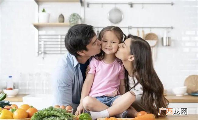 孩子缺失安全感将阻碍他们变得更好 依恋关系的搭建才是关键