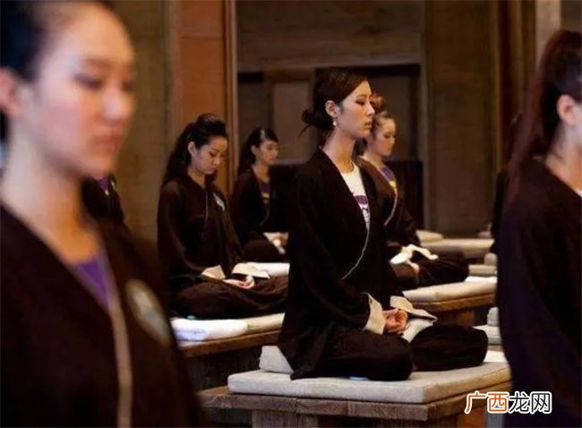 四柱命理学中日主丙火该如何推断命主的吉凶祸福