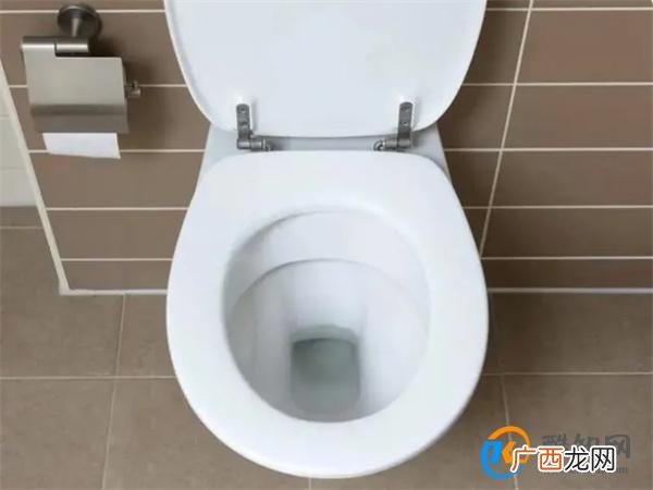 厕纸到底能不能扔厕所？你可能一直做错，难怪搞得卫生间又脏又臭