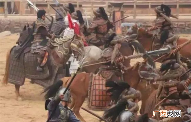 古代战争明知前排很可能会死 为何士兵还抢着上 原因其实很简单