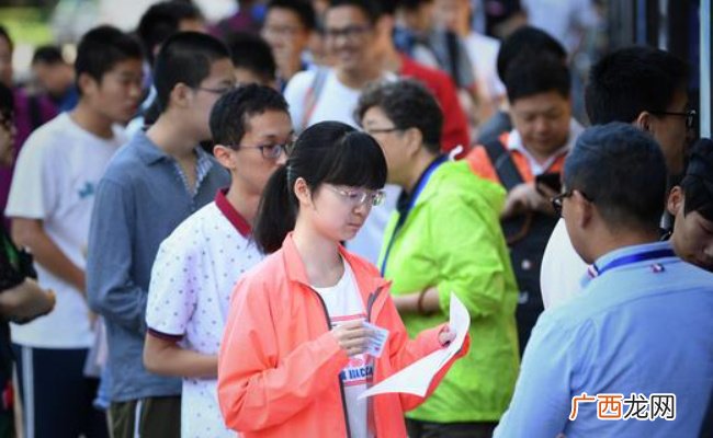 ?文科生就业率不到理科生一半 要如何解决这一问题呢