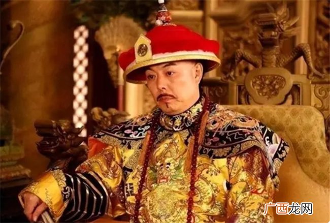 乾隆让道士求雨 道士作法后果然下雨 乾隆：拉出去砍了吧
