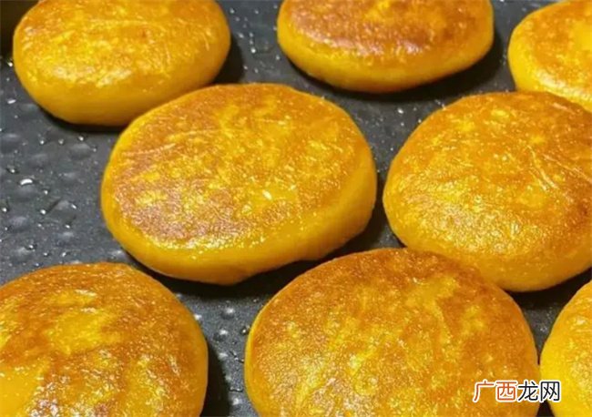 想吃南瓜饼自己在家做 成本不到3元 凉了也不硬
