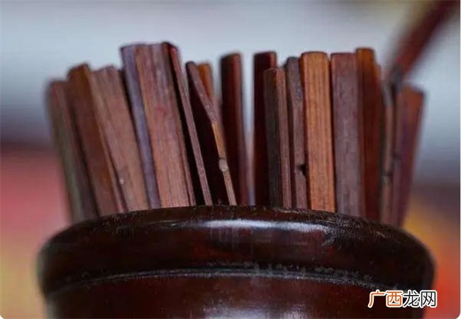 八字中五行水在四季中该怎样分析它的特性与作用