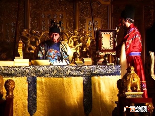 明朝在崇祯手中亡国 但他一生勤勉爱民 是昏君还是明君