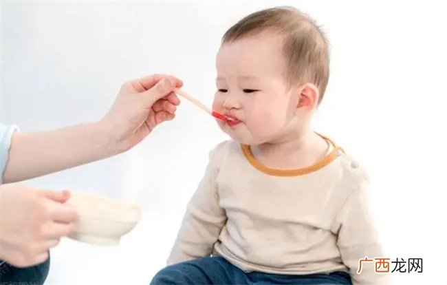 宝宝多大能吃盐 利用天然食材调味 宝宝吃得营养又健康