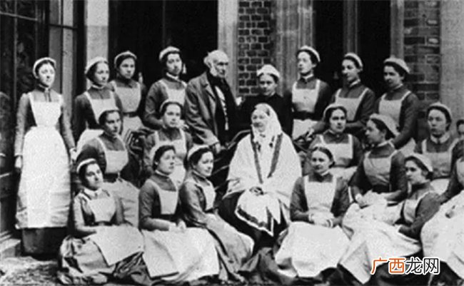 1860年第一所护士学校在什么地方 南丁格尔护士学校在哪创建