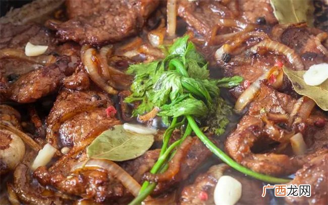 三种不同的鸭子烹饪方法：掌握技巧 品味鸭子的多种美味