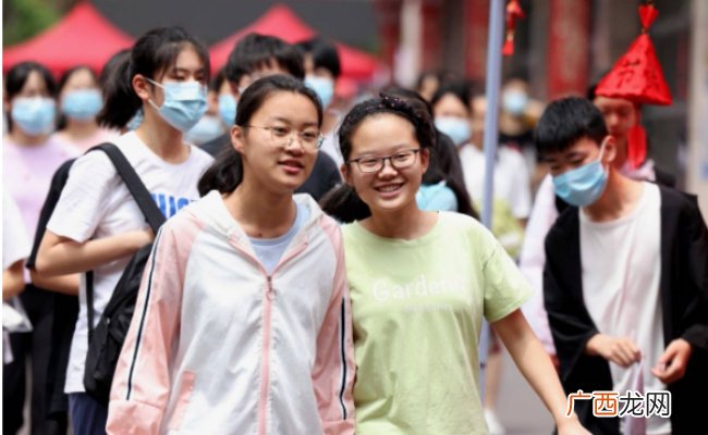 初中准考证号忘了怎么查成绩 能补办吗