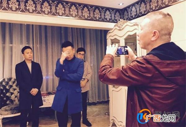 杨丽萍团队跳科目三引热议_酷知科普