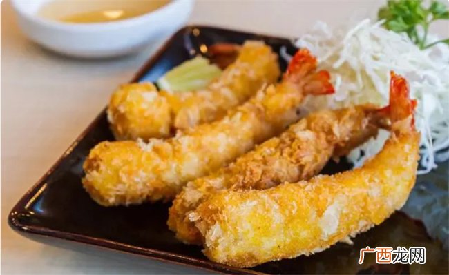 新鲜的虾这样做 色泽金黄 口感酥脆 炸食的快乐无法比拟