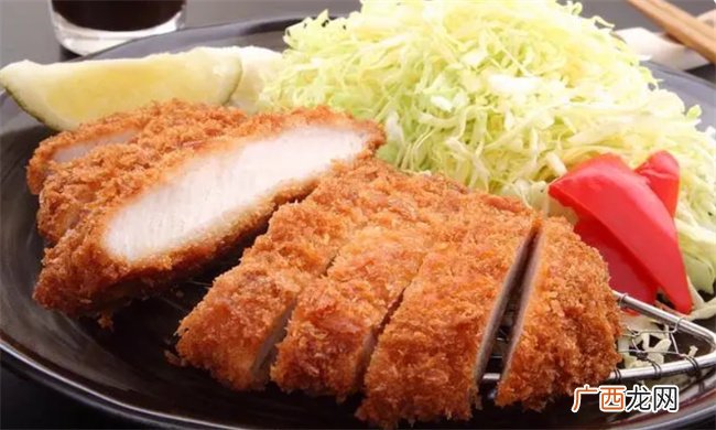 自制超级酥脆的咖喱猪排饭 香味浓郁 金黄诱人 让人欲罢不能