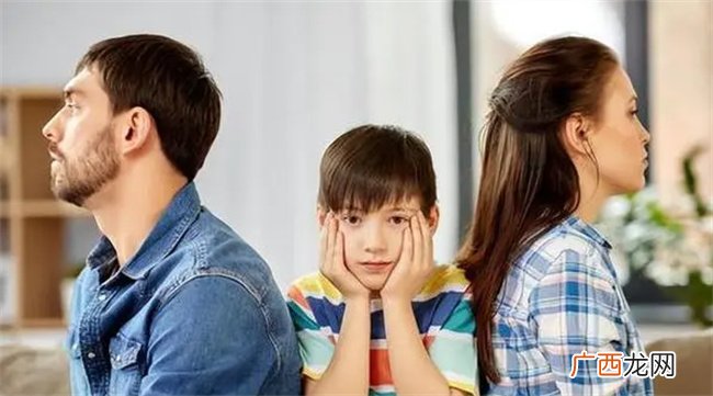 孩子装傻充愣怎么教育 孩子故意装傻怎么办