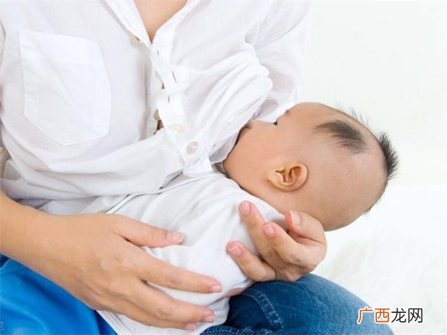 小宝宝频繁流口水的原因 可能涉及三个方面