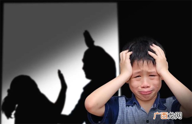 妈妈要在什么时候站出来为孩子撑腰