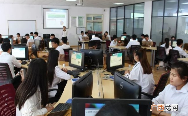 教育部将遴选1000门左右职业教育在线精品课程，有何好处