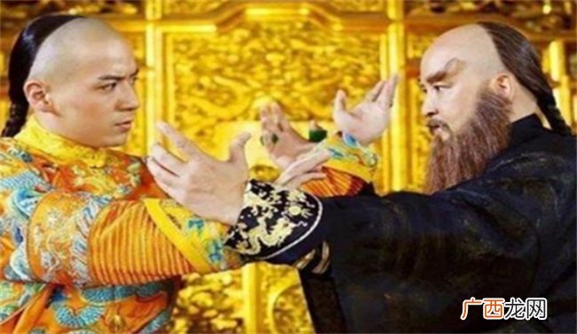 ?康熙晚年时候为何称赞鳌拜是忠臣,为何后悔擒拿鳌拜