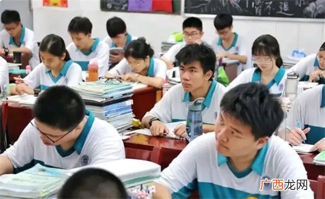 课上不自觉走神怎么办 上课时总是走神怎么办