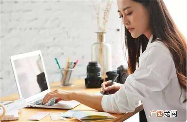 全职妈妈算独立女性吗