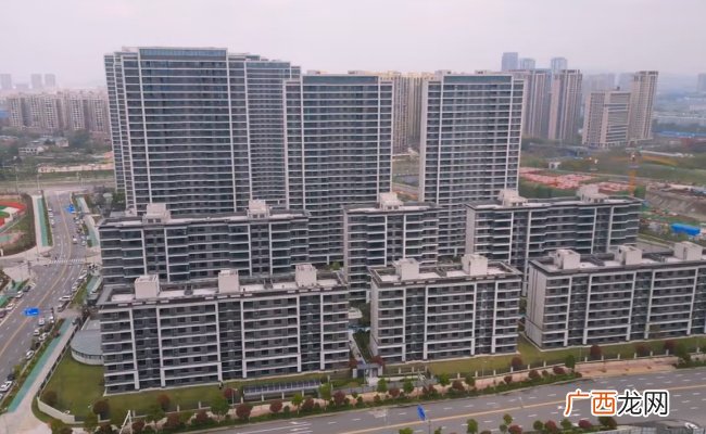 实际面积少0.38平业主要求退差价,合理吗