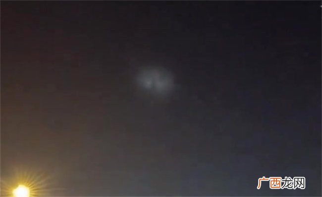 ?北京等地上空疑现不明飞行物，是什么