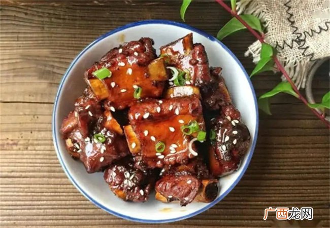 上海人的年夜饭吃啥
