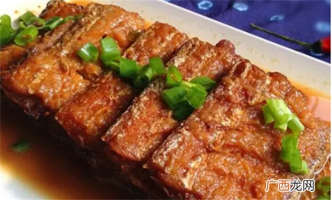 炸带鱼时煎出的带鱼金黄酥脆怎么做