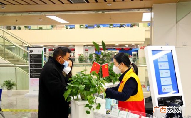 “高效办成一件事”这份文件将带来哪些便利
