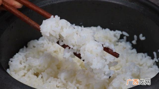 用笼屉蒸米饭好吃的技巧 隔水蒸米饭需要多长时间
