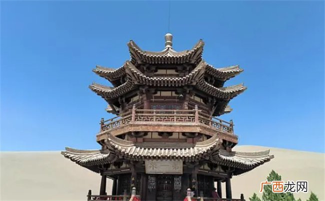 月牙泉在哪里 月牙泉几月份去最好