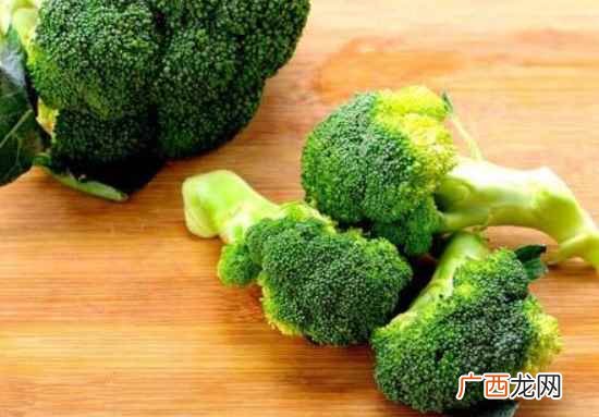 莴笋可不可以和西蓝花放在一起吃 莴笋可以和西蓝花一起吃吗