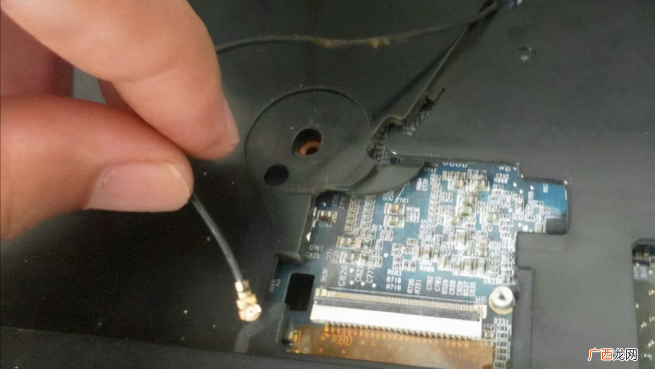 显示器无信号解决办法 电脑显示器显示无信号是什么原因