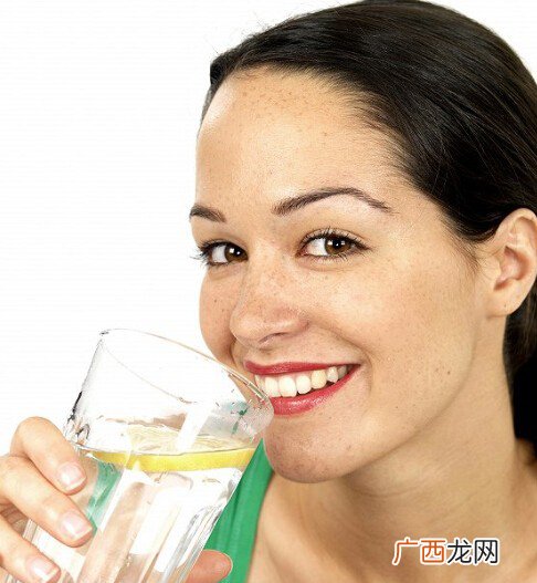 淡盐水清肠排毒方法及注意事项视频 淡盐水清肠排毒方法及注意事项