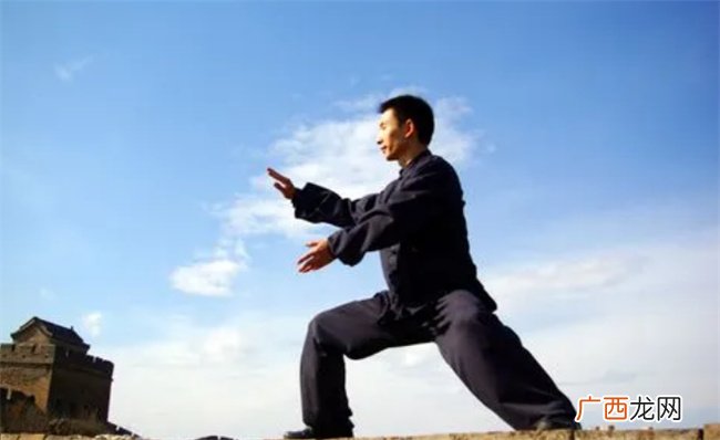 练太极拳的好处有哪些，太极拳的练习要求有哪些