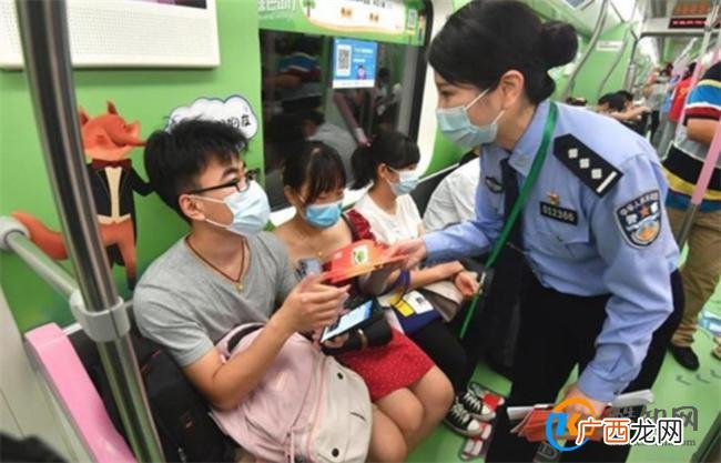 男子地铁被诬偷拍案3次调解均失败 为什么会发生被诬事件
